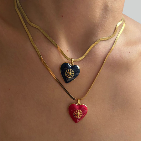 Collier pendentif en acier inoxydable doré, étanche, en forme de cœur émaillé 2