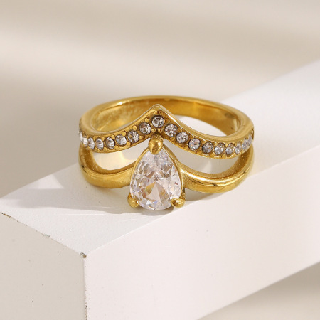 Bague CrownLuxury Heart pour femme, en acier inoxydable étanche, couleur or, ornée de pierres précieuses (1 pièce). 2