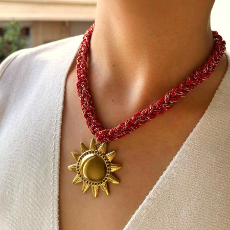 Collier pendentif soleil en acier inoxydable étanche couleur or (1 pièce)