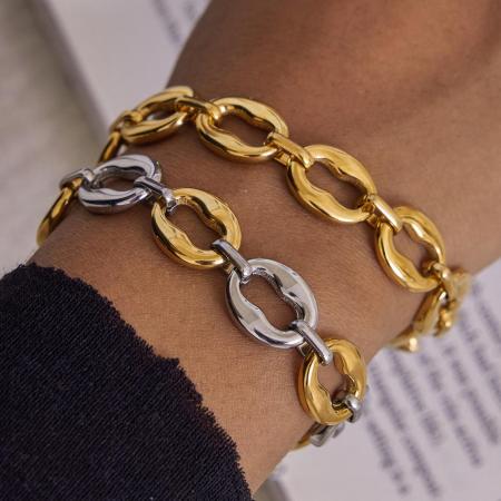Bracelet classique rond en acier inoxydable étanche couleur or pour femme (1 pièce)