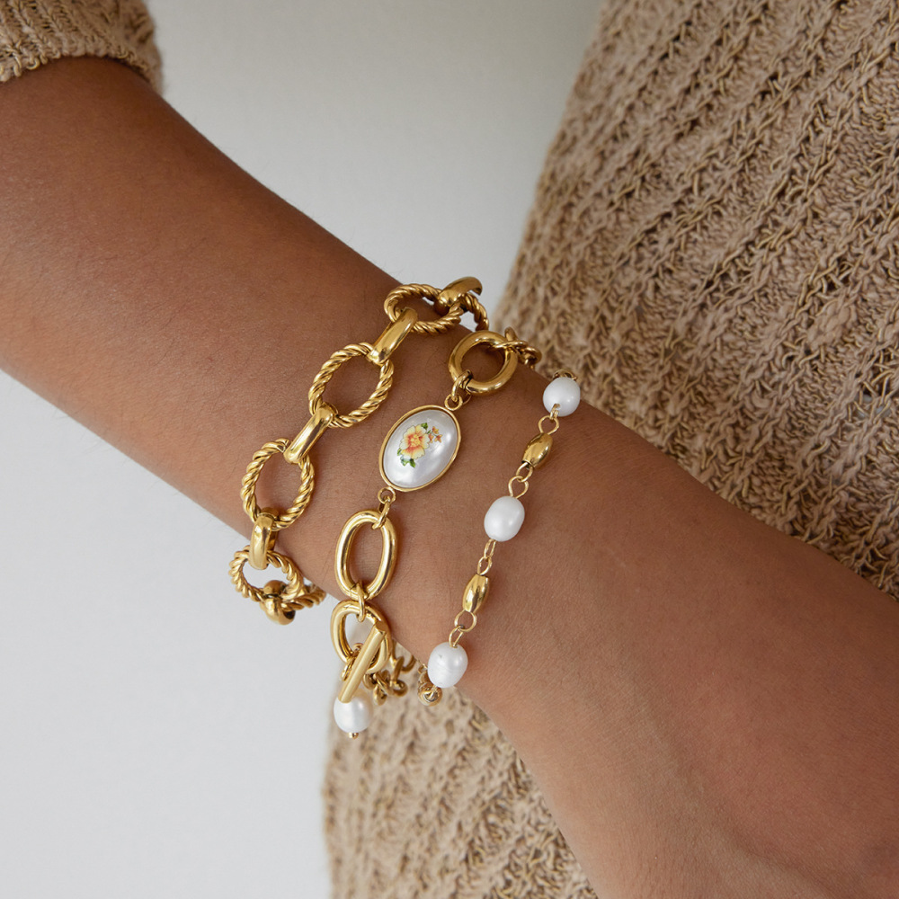 Bracelet Chaîne Rétro À Fleurs En Acier Inoxydable Étanche Couleur Or Pour Femme (1 Pièce) Image3