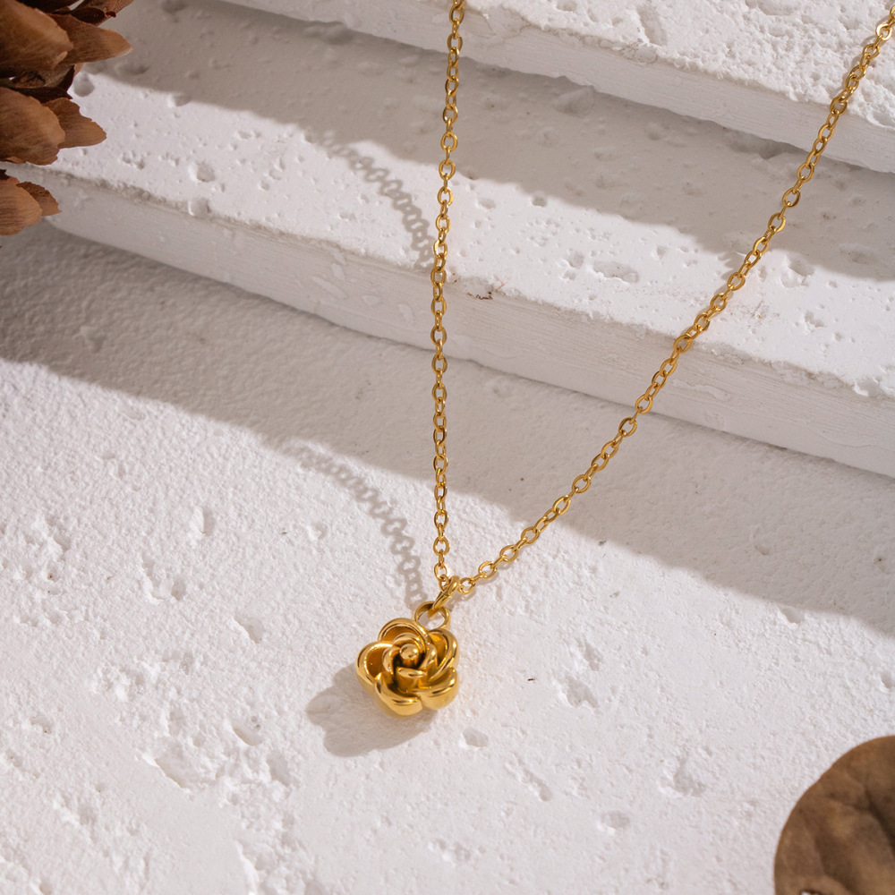 Collier Pendentif En Acier Inoxydable Doré, Étanche, Avec Pendentif En Forme De Fleur Douce Image3
