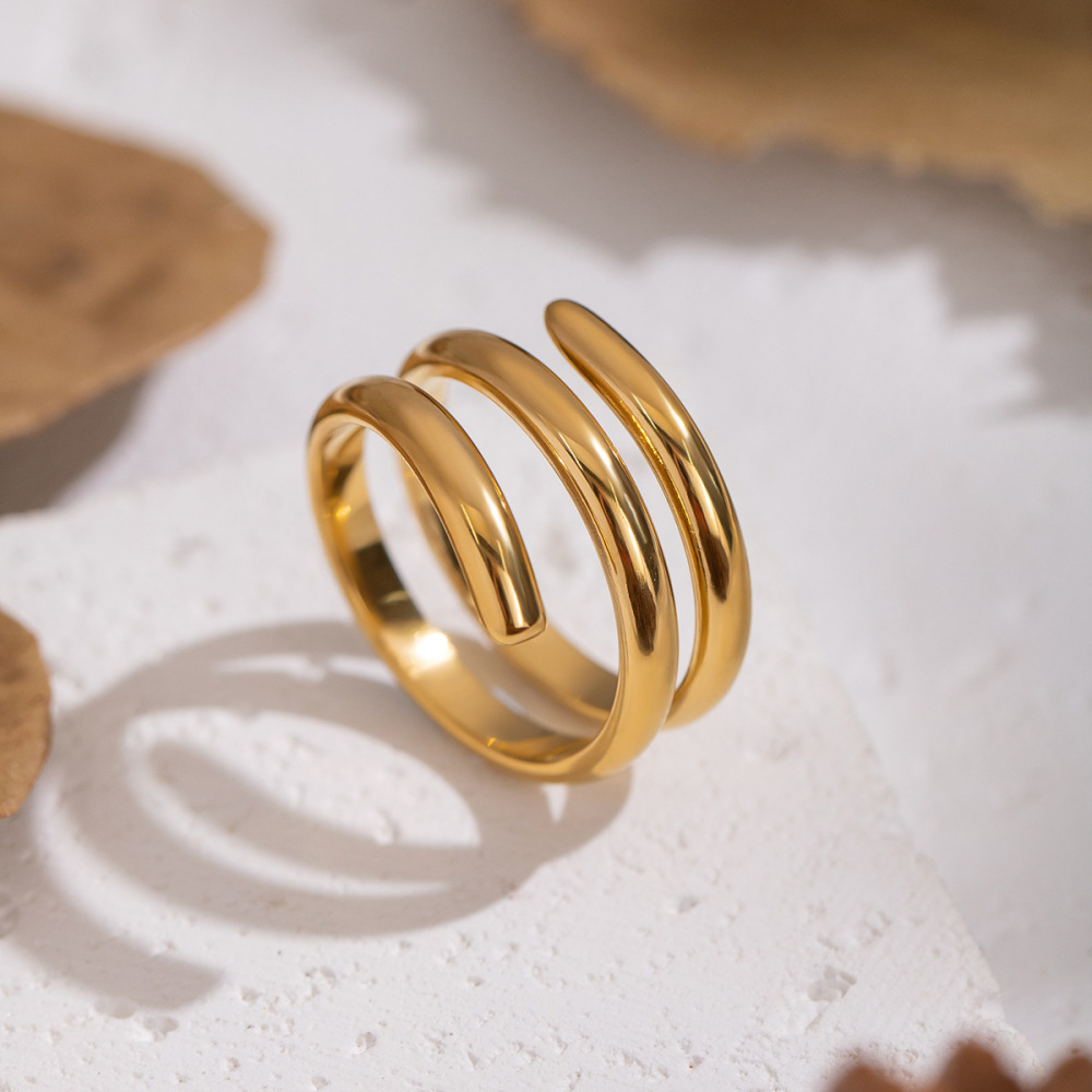 Bague Minimaliste En Acier Inoxydable Doré, De Forme Irrégulière Et Étanche (1 Pièce). Image4