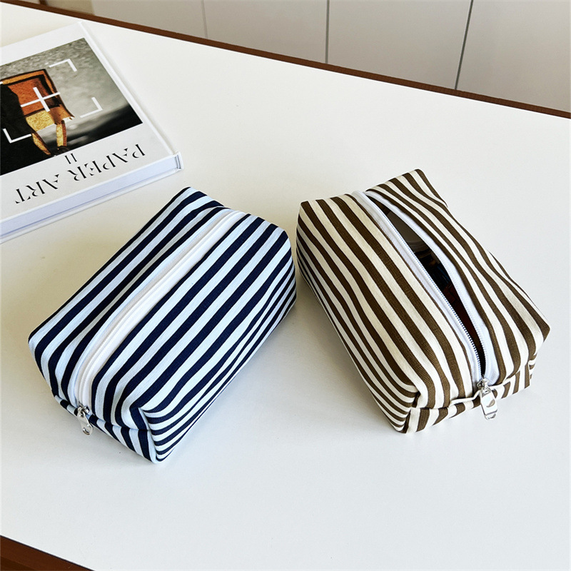 Trousse De Maquillage Simple Et Décontractée En Polyester Pour Femme, 1 Pièce h5Image4