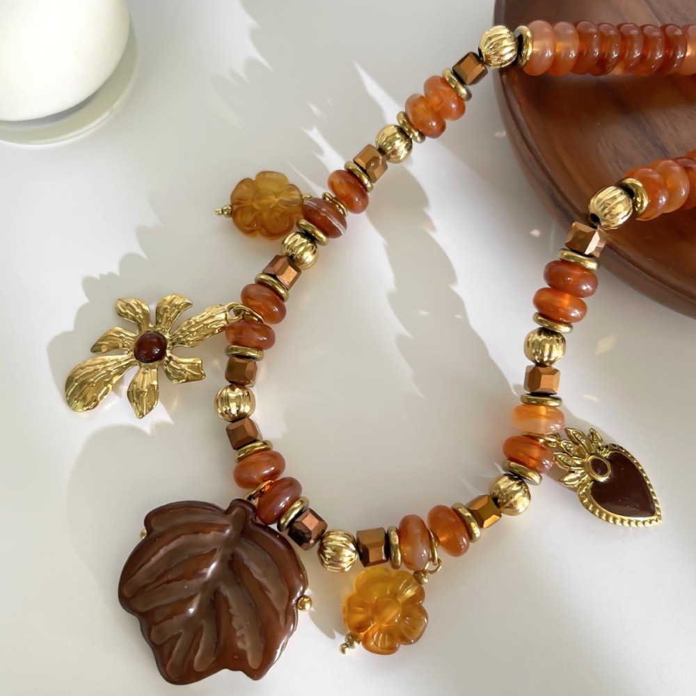 Collier De Perles En Résine Couleur Or, 1 Pièce, Motif Fleur, Cœur, Feuille Image4