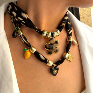 Collier Pendentif En Résine En Forme De Cœur Et De Fleur, 1 Pièce h5 Image3