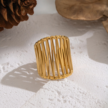 Bague statement en acier inoxydable ajouré, étanche, couleur or (1 pièce) 2