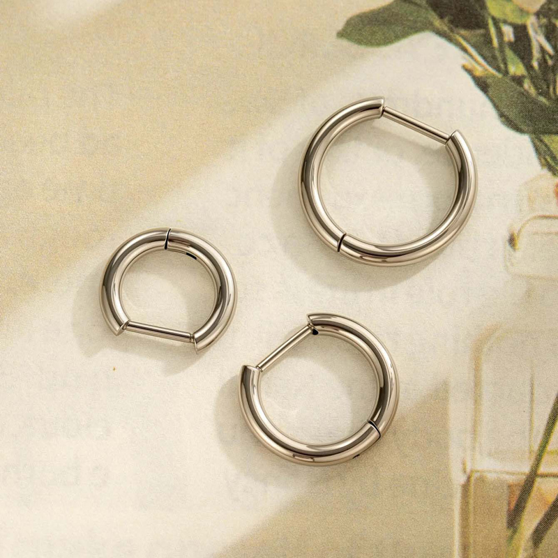 Boucles D'Oreilles Créoles Minimalistes En Alliage De Titane Pour Femme, Forme Annulaire, 1 Pièce Image4