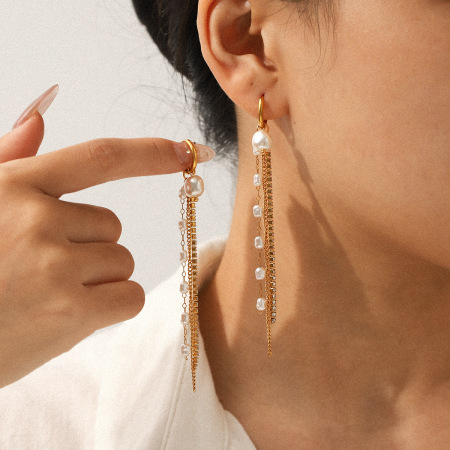 Boucles d'oreilles pendantes en acier inoxydable doré, ornées de zircon et de pompons, collection Luxe, 1 paire
