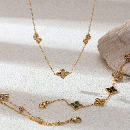 Ensemble De 1 Collier Élégant En Acier Inoxydable Imperméable Couleur Or Avec Zircon Et Motif Trèfle