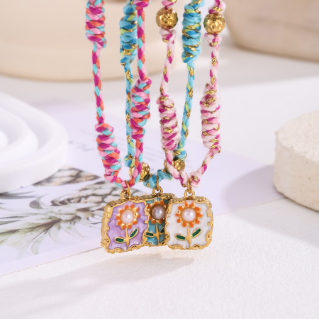 Collier pendentif femme étanche en acier inoxydable avec motif floral (1 pièce) 2