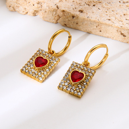 1 paire de boucles d'oreilles créoles élégantes en forme de cœur, rectangulaires, en acier inoxydable étanche avec zircon.