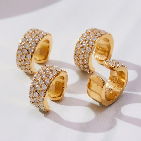 Boucle d'oreille manchette classique ronde en acier inoxydable étanche couleur or avec zircon pour femme (1 pièce) 2
