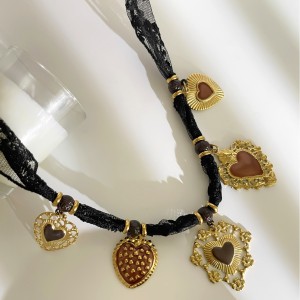 Collier Pendentif Rétro En Forme De Cœur, En Acier Inoxydable Étanche, Couleur Or. h5 Image4