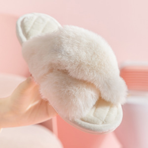 1 Paire De Chaussons En Peluche De Couleur Unie h5 Image3