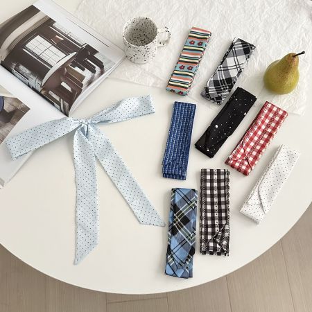 Bandana élégant en polyester à carreaux pour femme, 1 pièce 2