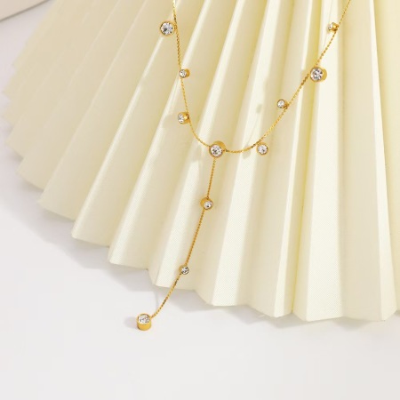 Collier chaîne femme simple et imperméable en acier inoxydable avec motif cœur, 1 pièce