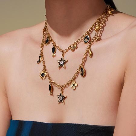 Collier pendentif femme rétro étoile noire en acier inoxydable étanche couleur or (1 pièce)
