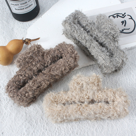 Pinces à cheveux pour femmes, collection Simple, mignonnes, unies, ajourées, en polyester.