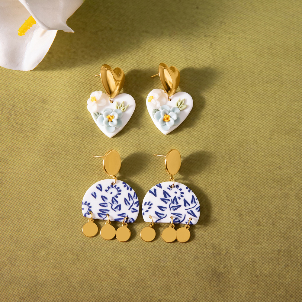 1 Paire De Magnifiques Boucles D'Oreilles Pendantes En Argile Polymère Couleur Or Pour Femme En Forme De Cœur Et De Fleur Image5