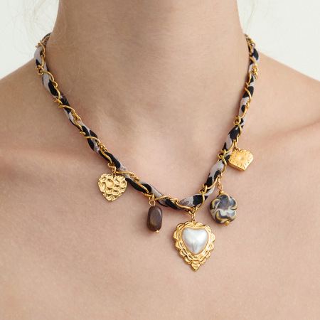 Collier pendentif femme rétro en forme de cœur, en acier inoxydable, étanche, couleur or et acrylique.