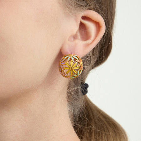 1 paire de boucles d'oreilles puces glamour à fleurs en acier inoxydable étanche couleur or pour femme