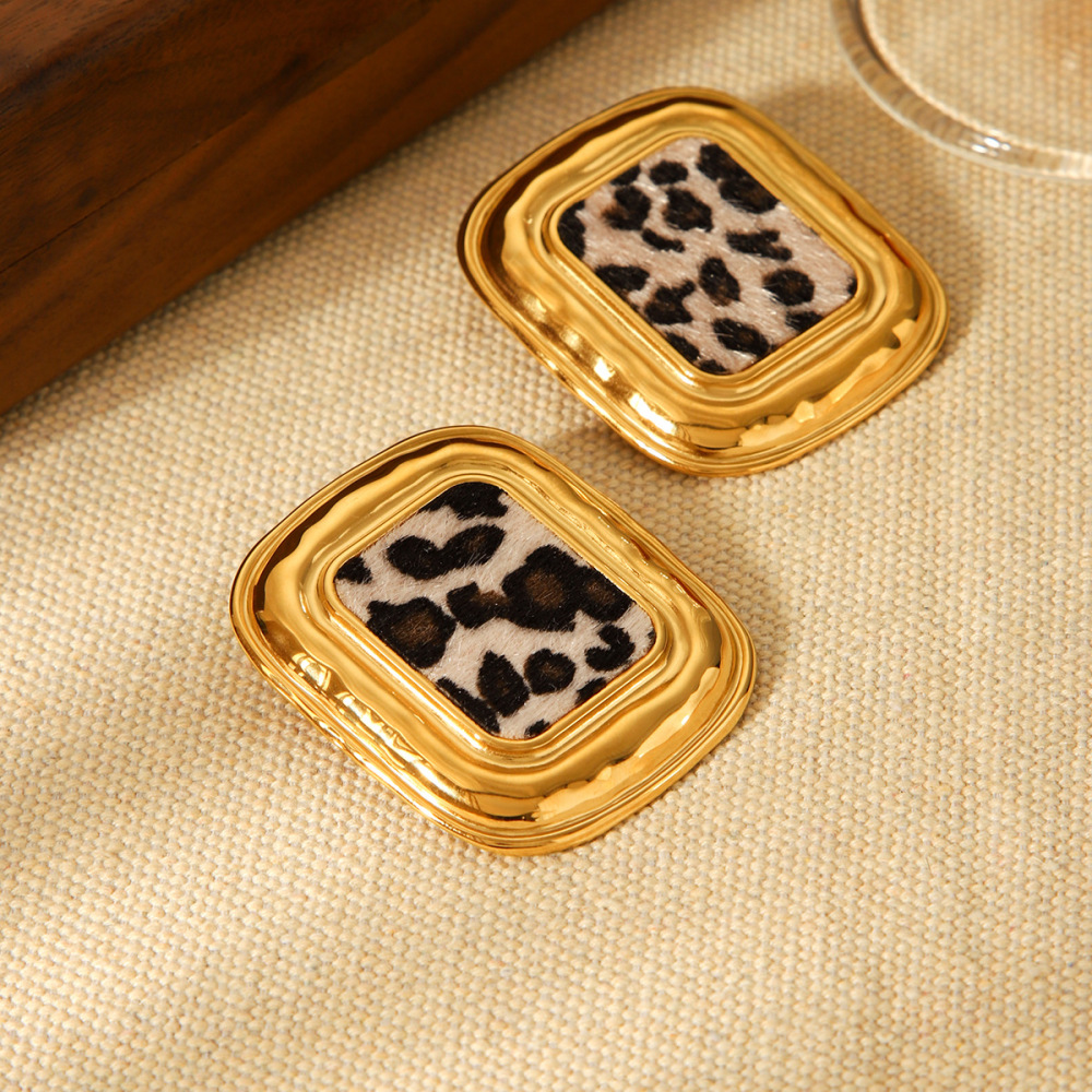 1 Paire De Boucles D'Oreilles À Clous En Acier Inoxydable Doré, Motif Léopard h5Image3