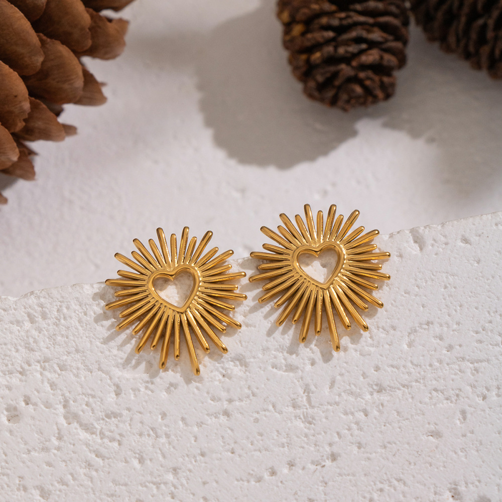 1 Paire De Boucles D'Oreilles Puces Rétro En Forme De Cœur, En Acier Inoxydable Étanche, Couleur Or Image3