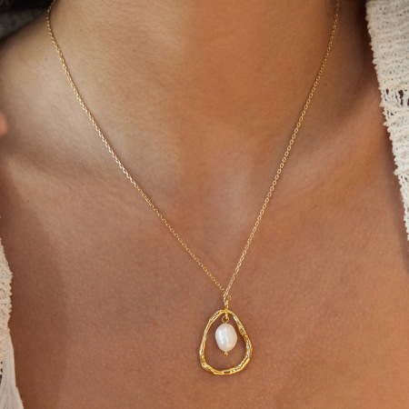 Collier pendentif femme en acier inoxydable doré, perle, orné d'une goutte romantique (1 pièce)
