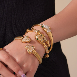 1 Bracelet Luxueux En Acier Titane Et Zircon Doré Motif Léopard Et Serpent Pour Femme h5 Image4