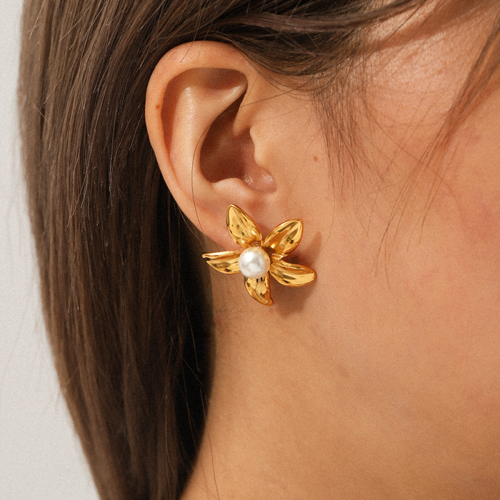 1 Paire De Boucles D'Oreilles À Clous En Acier Inoxydable Doré, Imperméables, Avec Perles Et Motif Floral Image4