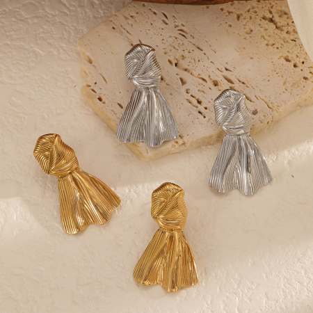 Boucles d'oreilles à clous en acier inoxydable doré, étanches, en forme de nœud papillon (1 paire) 2