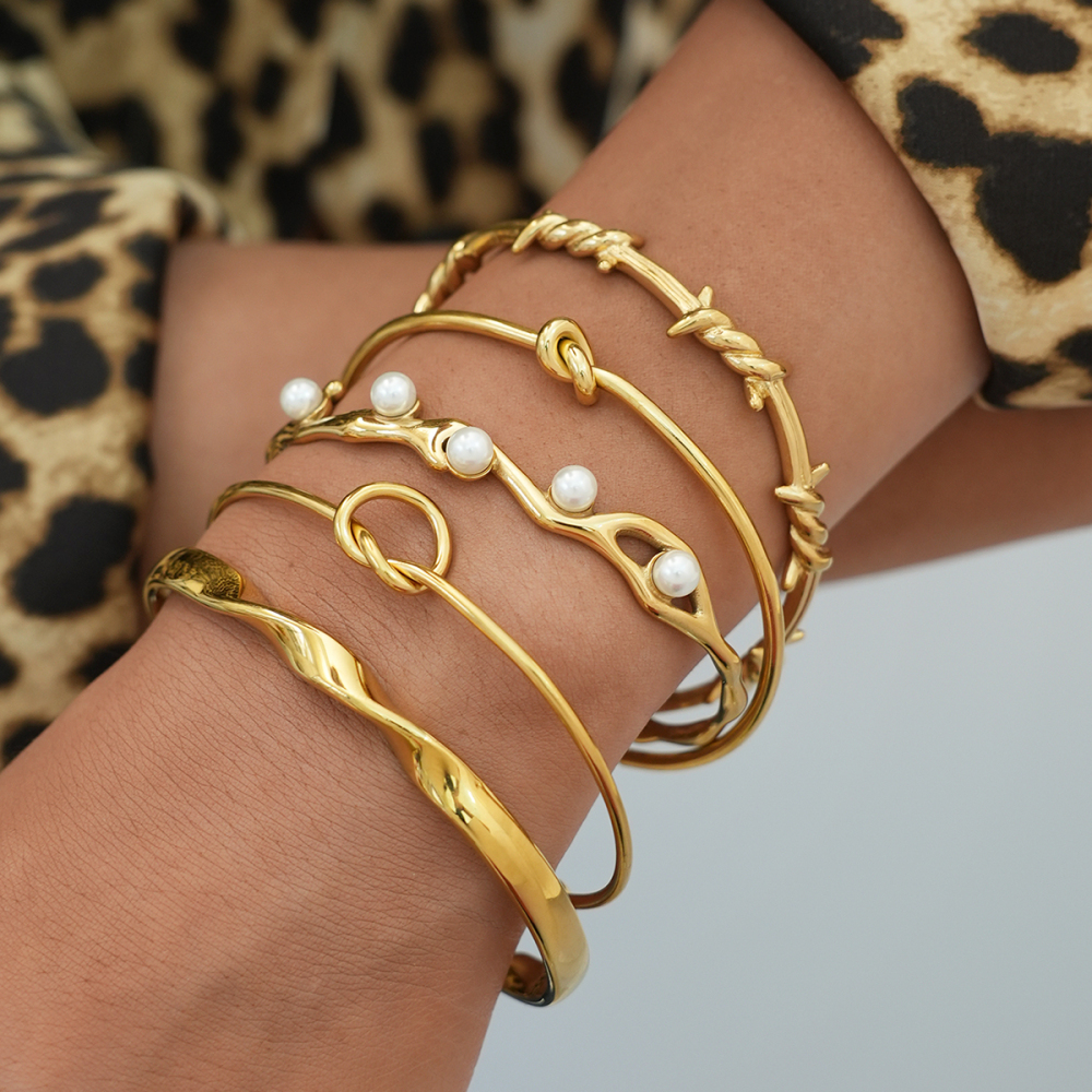 Bracelet Jonc Simple Et Élégant En Acier Inoxydable, Couleur Or, Imperméable, Pour Femme (1 Pièce) Image4
