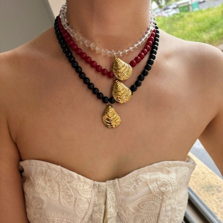 Collier pendentif en perles de verre 1 pièce 2