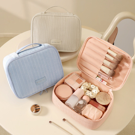 1 trousse de maquillage de couleur unie