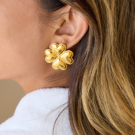 1 paire de magnifiques boucles d'oreilles puces pour femme, en acier inoxydable doré, imperméables, motif trèfle