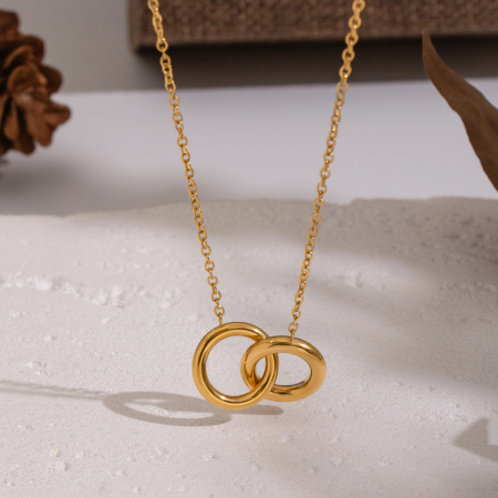 Collier pendentif rond simple en acier inoxydable étanche couleur or