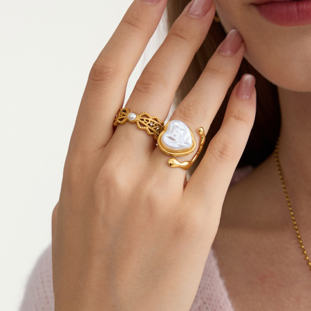 Bague tendance polyvalente en forme de cœur, en acier inoxydable étanche, couleur or (1 pièce).