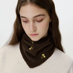 1 Écharpe D'Hiver Exquise En Laine À Fleurs Douces Pour Femme h5 Image2
