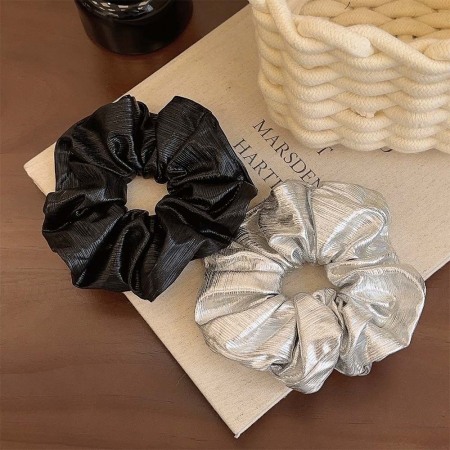1 chouchou luxueux en polyester pour femme 2