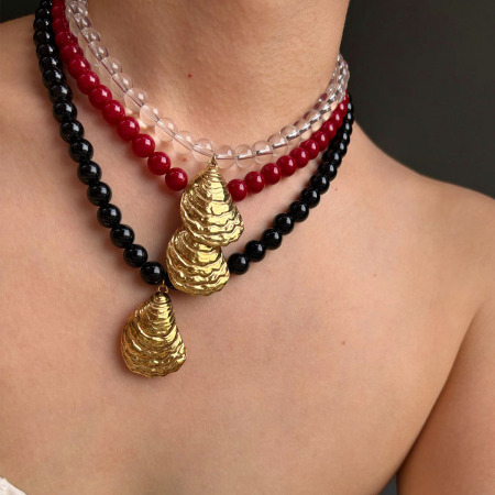 Collier pendentif en perles de verre 1 pièce