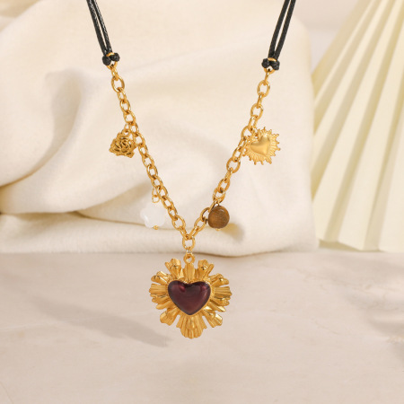 Collier pendentif rétro quotidien en forme de cœur et de fleur, en acier inoxydable étanche, pour femme (1 pièce)
