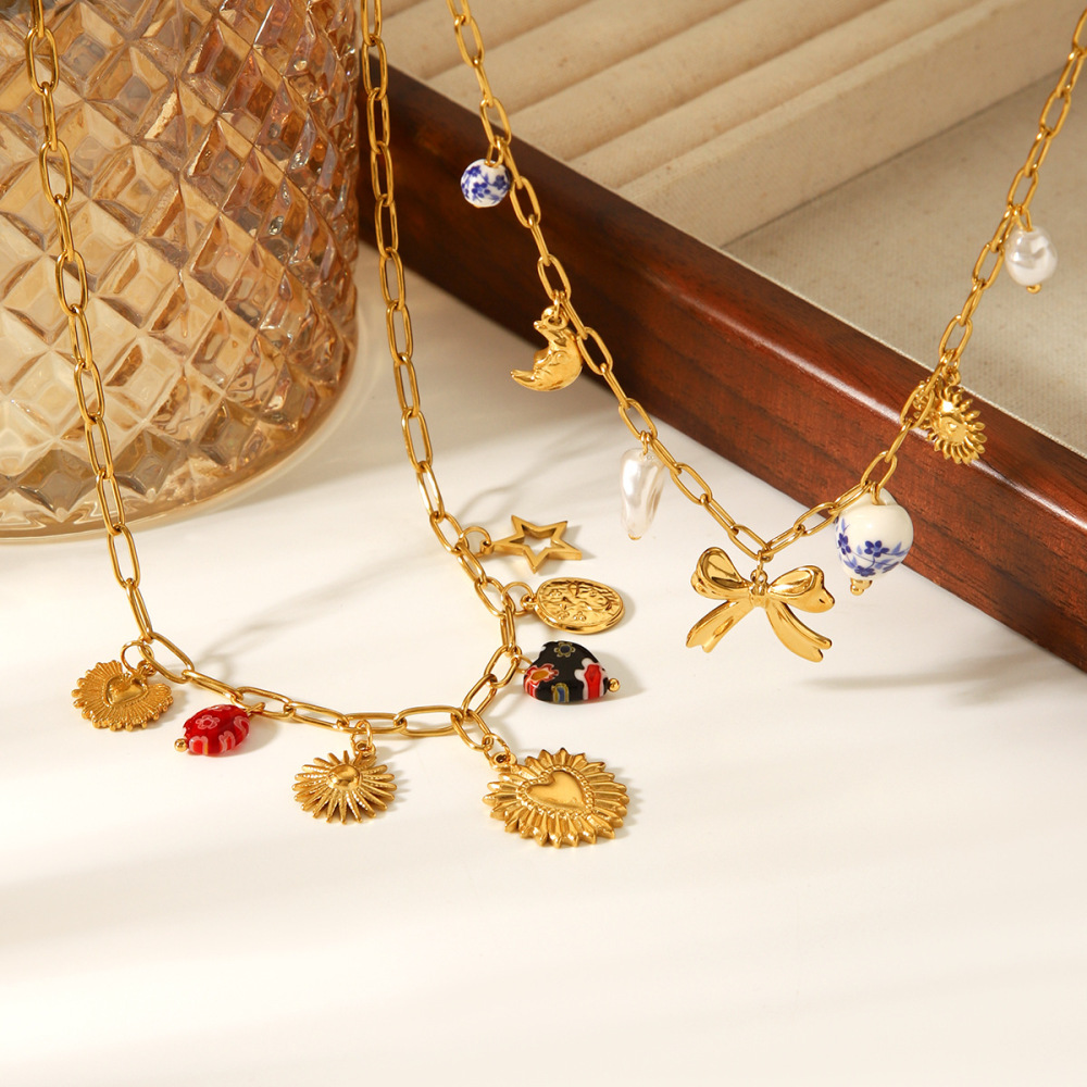 Collier Pendentif Rétro En Forme De Cœur, En Acier Inoxydable Étanche, Couleur Or h5Image5