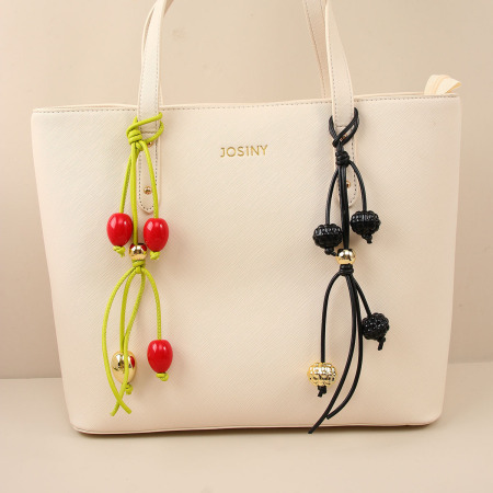 1 pièce de breloques de sac pour femme tissées à la main en imitation de fruits