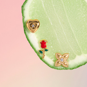 1 Paire De Boucles D'Oreilles Sweet Rose En Acier Inoxydable Étanche Couleur Or Pour Femme h5 Image3