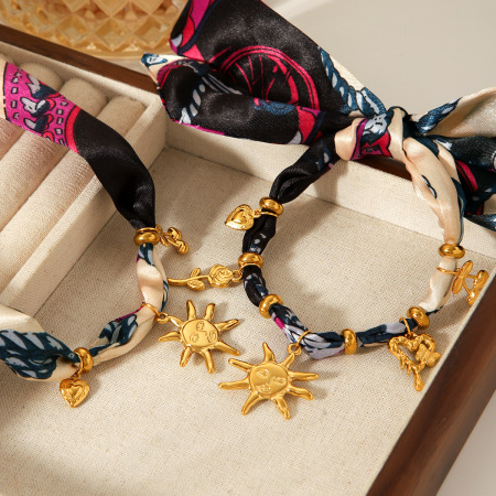 Ensemble De Colliers En Tissu Couleur Or Soleil En Acier Inoxydable 2