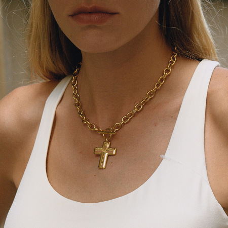 Collier pendentif minimaliste en forme de croix, en acier inoxydable étanche, couleur or, pour femme (1 pièce)