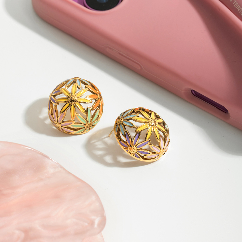 1 Paire De Boucles D'Oreilles Puces Glamour À Fleurs En Acier Inoxydable Étanche Couleur Or Pour Femme Image5