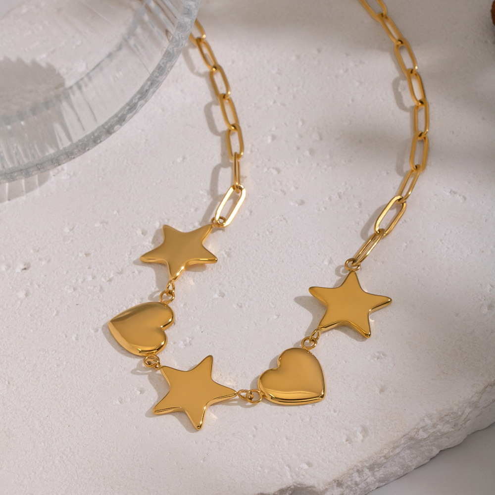 Collier Pendentif Cœur Et Étoile En Acier Inoxydable Étanche Couleur Or (1 Pièce) Image4