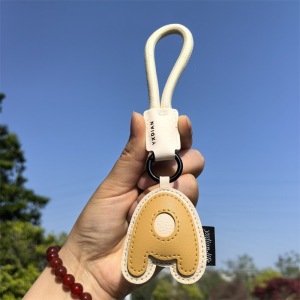 1 Breloque De Sac En Cuir De Couleurs Mélangées Avec Lettres h5